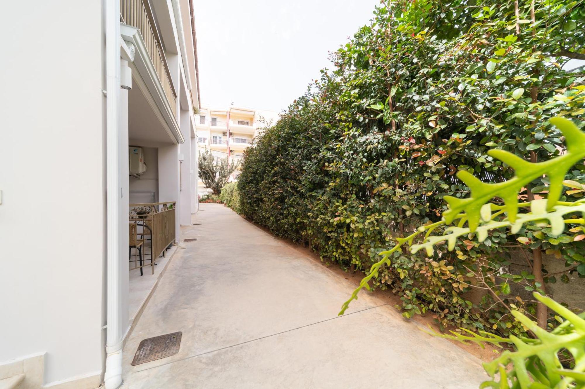 Cactus - Blooming Garden Apartments Καλαμάτα Εξωτερικό φωτογραφία